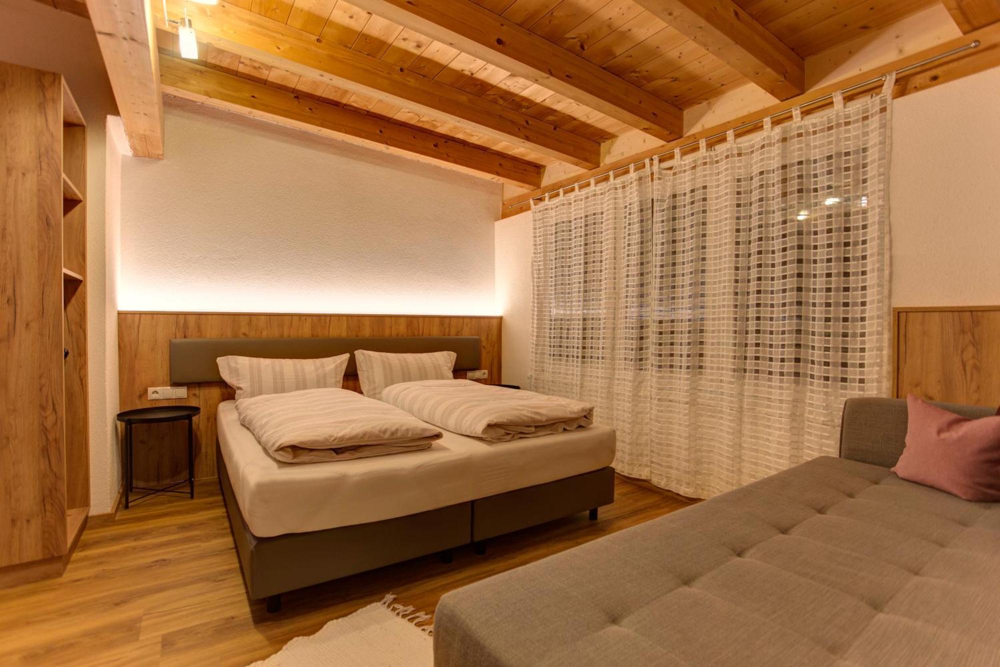 Haus Mattle Apartment Pettneu am Arlberg Exterior photo