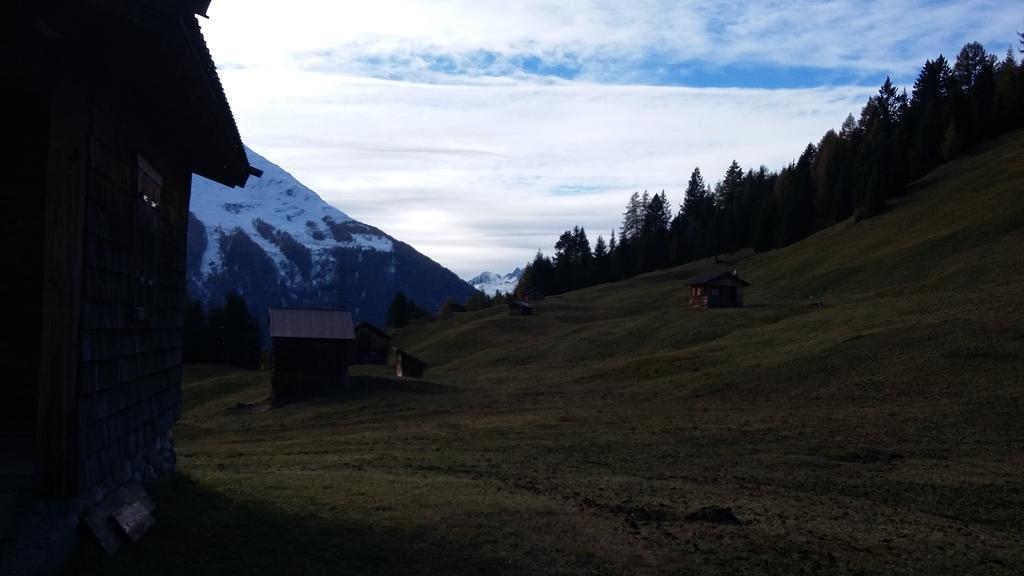 Haus Mattle Apartment Pettneu am Arlberg Exterior photo